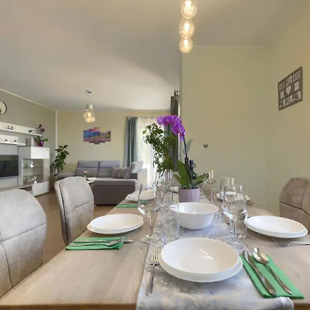別荘 Montebello By Interhome *